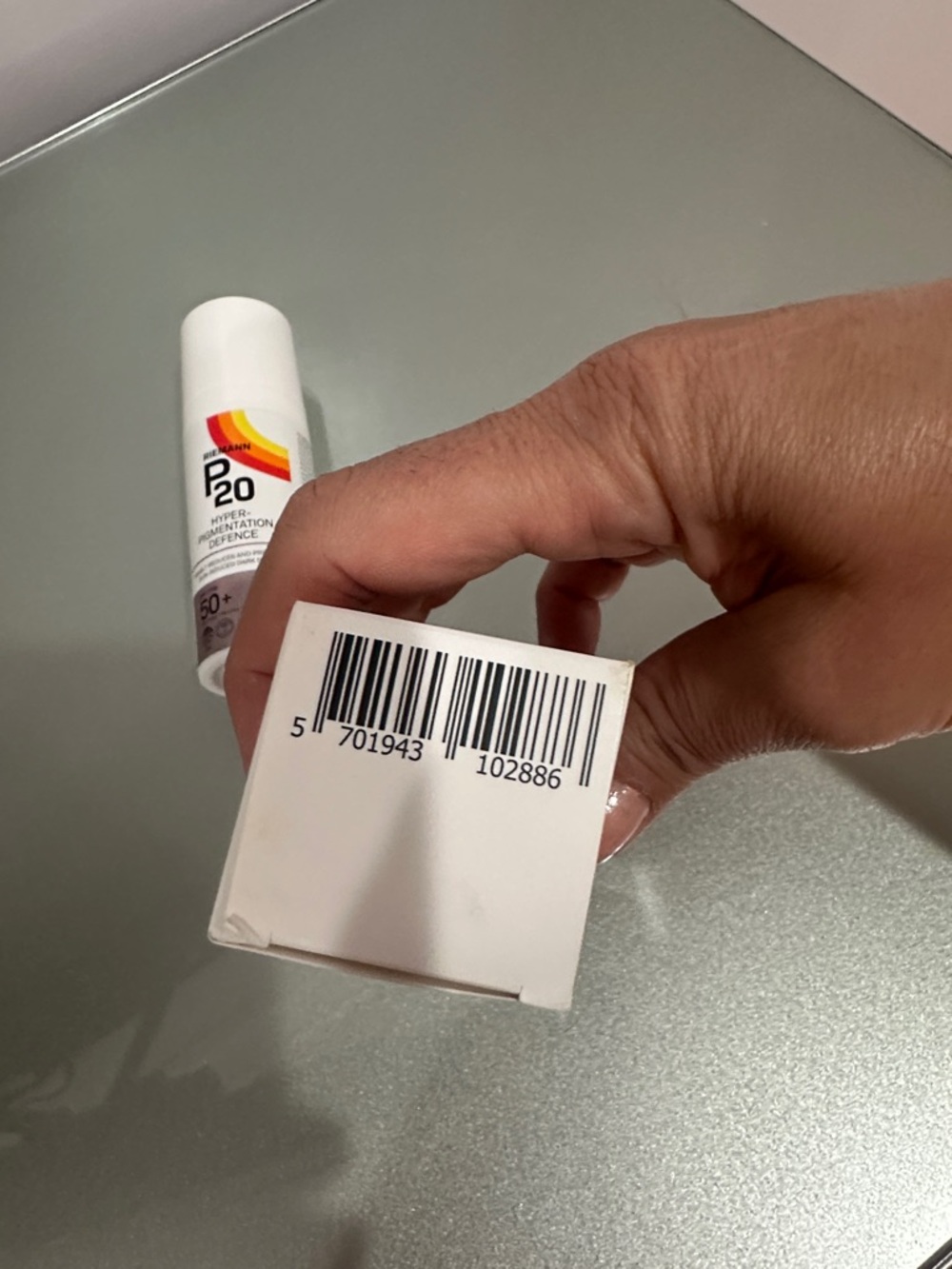 P20 Hyper-Pigmentation Defence SPF 50+ Sunscreen - White - Picture 3 of 9